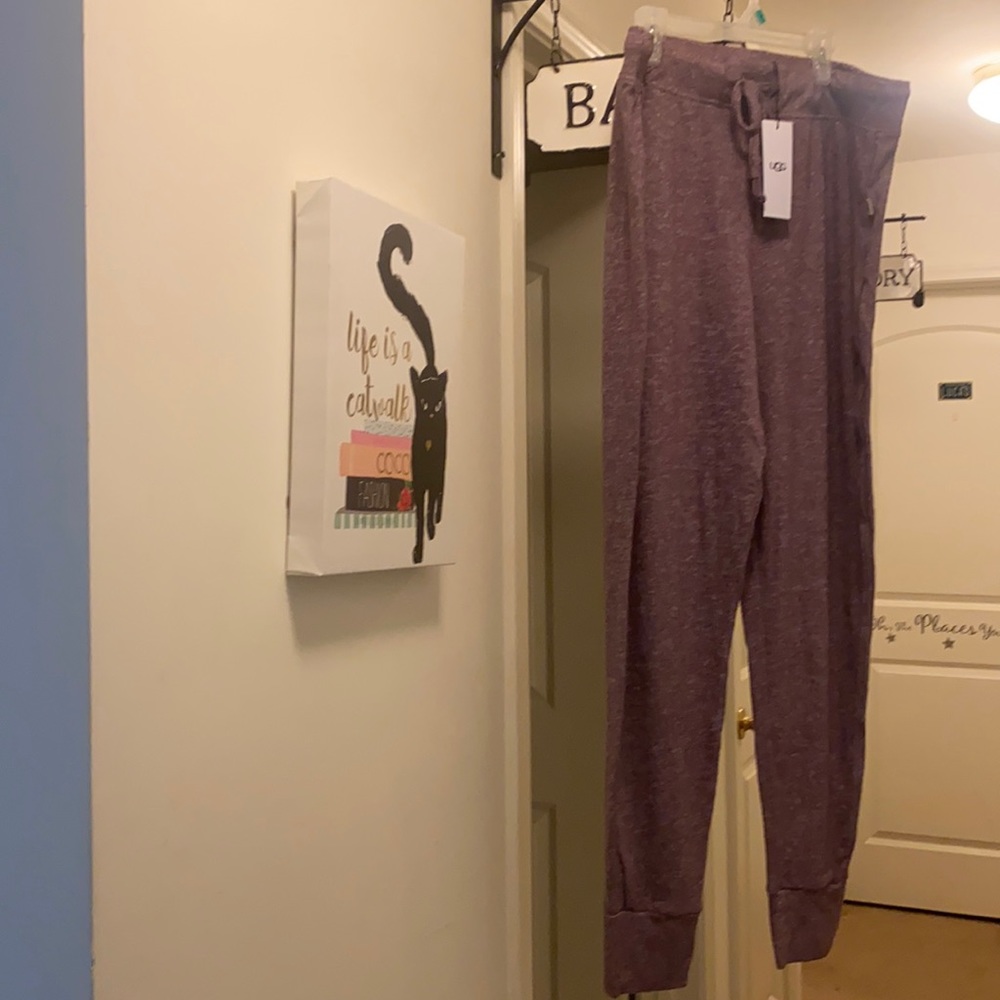 NWT UGG lounge pants in a Purple/Heather gray shade. Super comfy and soft. Sz XL